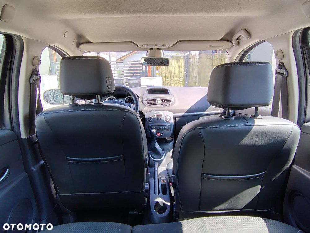 Renault Clio - 18