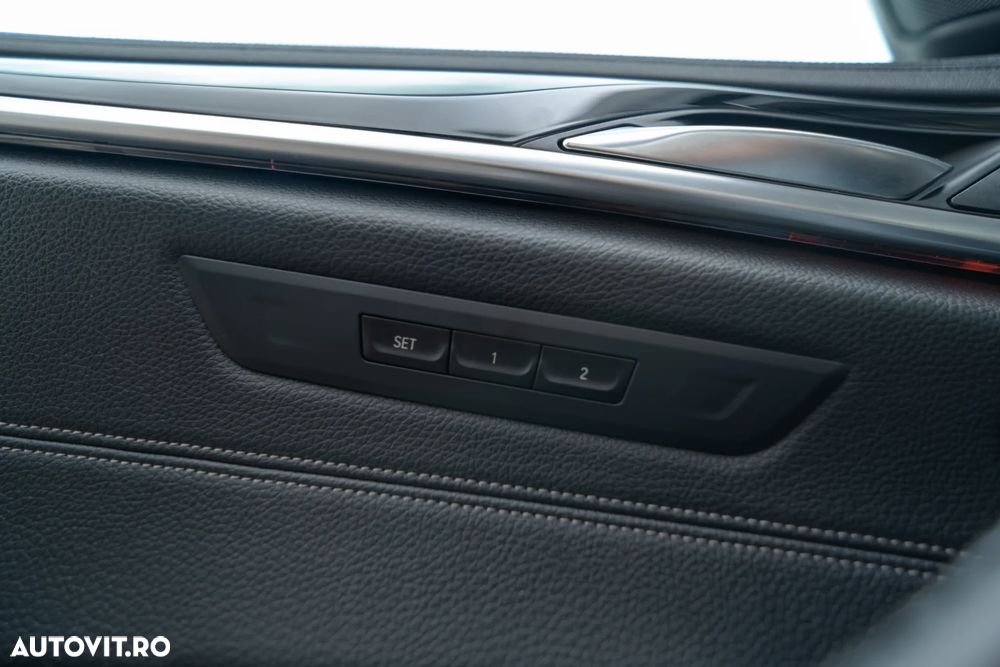 BMW Seria 5 520d Efficient Dynamics Edition Aut. Luxury Line - 16