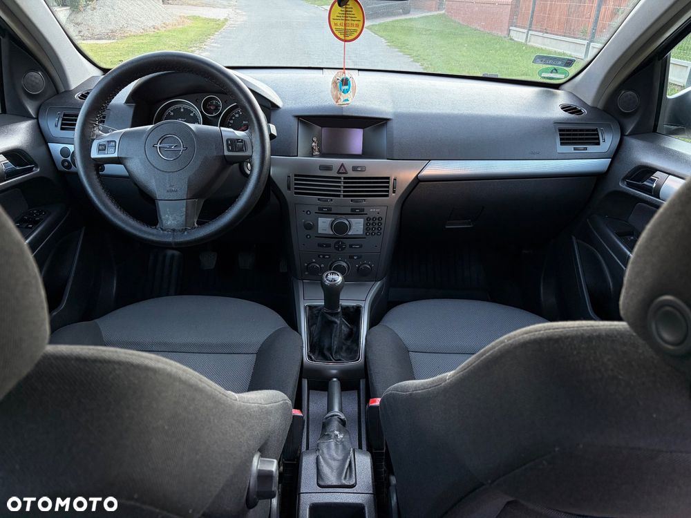 Opel Astra 1.7 CDTI - 8