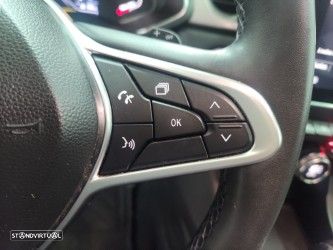 Renault Captur TCe 140 EDC GPF BUSINESS EDITION - 23