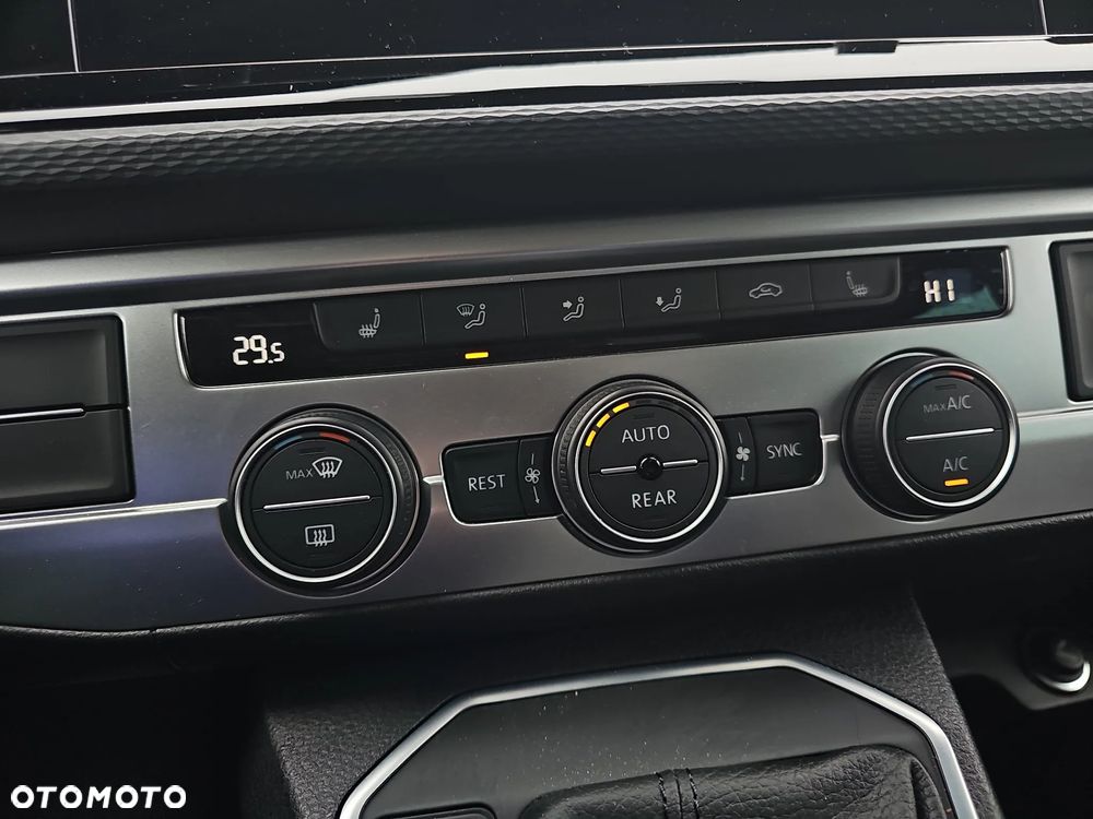 Volkswagen California - 28