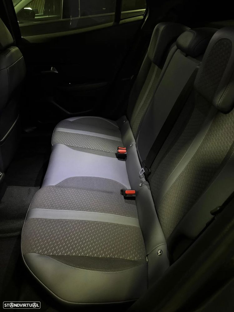 Peugeot 2008 PureTech 100 Stop&Start Allure - 17