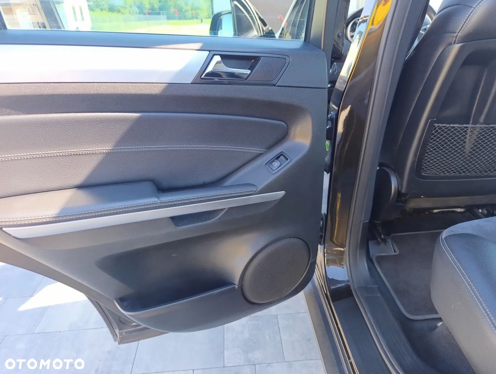 Mercedes-Benz ML 320 CDI 4-Matic - 9