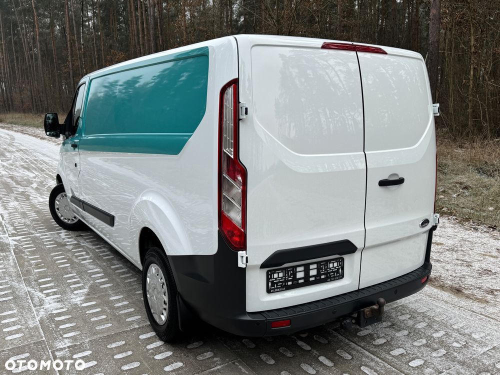 Ford Transit Custom Long - 11