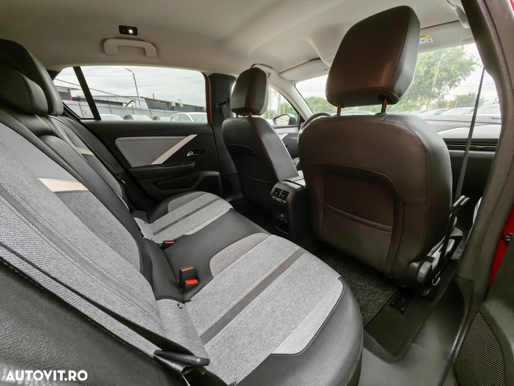 Opel Astra 1.5 D Automatik Business Elegance - 6