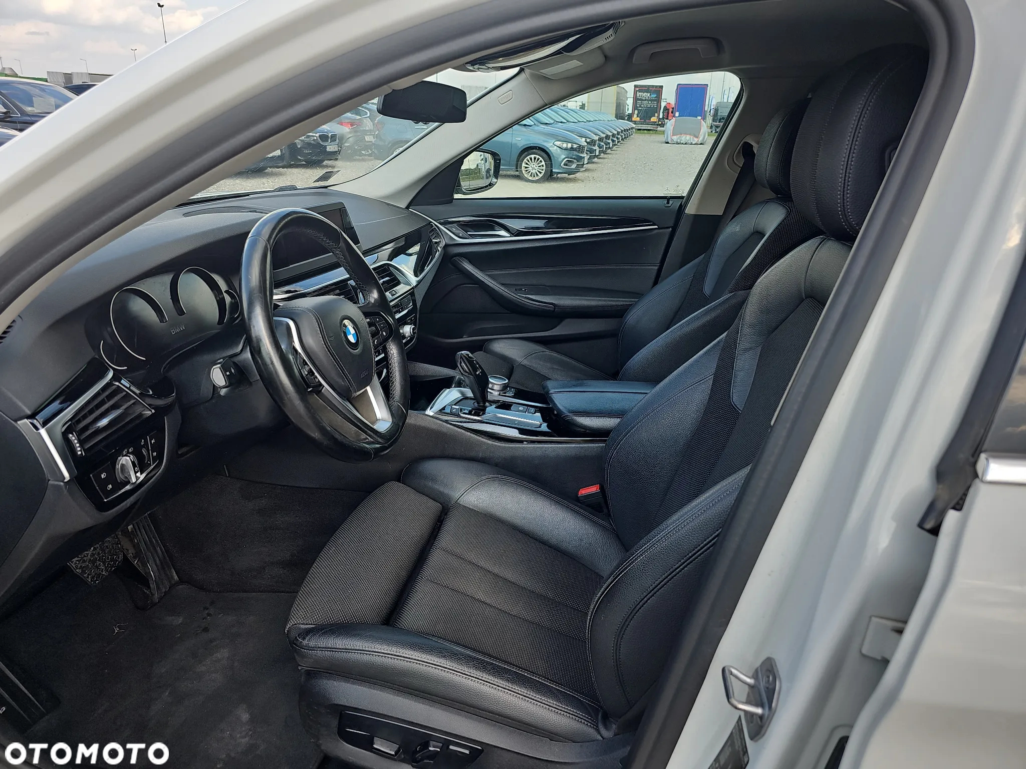 BMW Seria 5 518d Sport Line - 20
