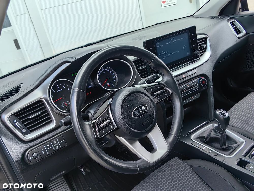 Kia Ceed 1.0 T-GDI Business Line - 11