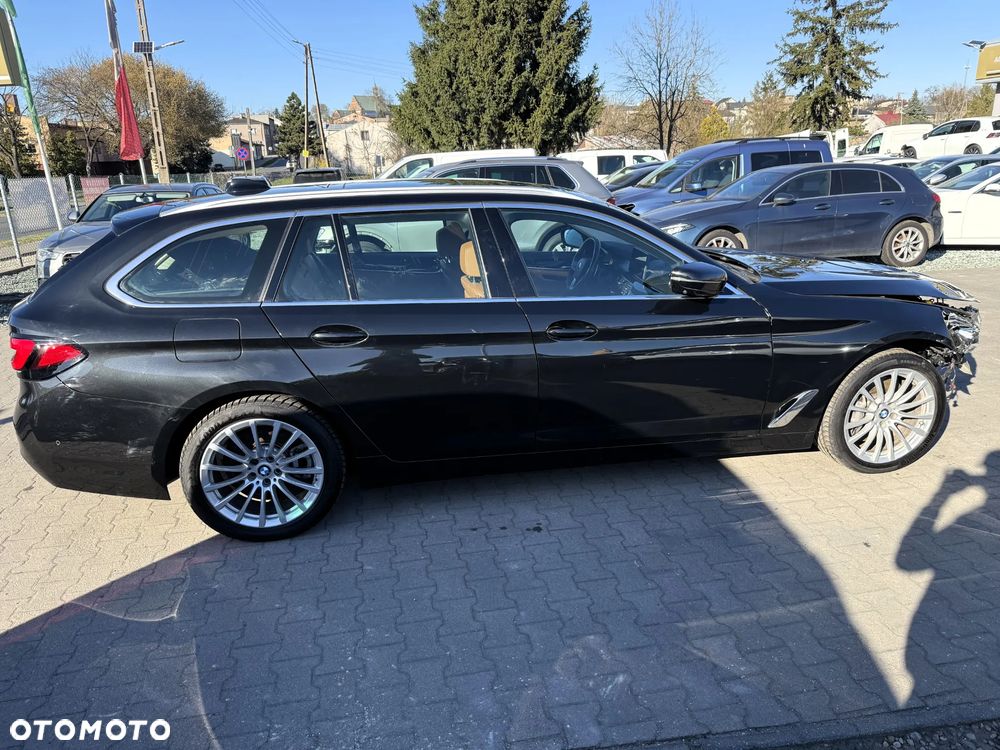 BMW Seria 5 530d xDrive Luxury Line - 4