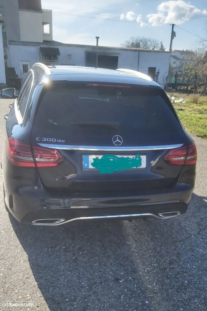 Mercedes-Benz C 300 de AMG Line - 2