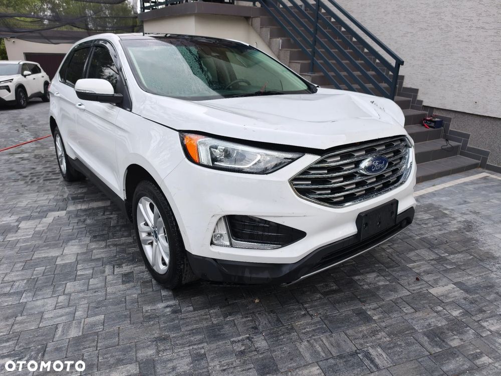 Ford Edge - 2