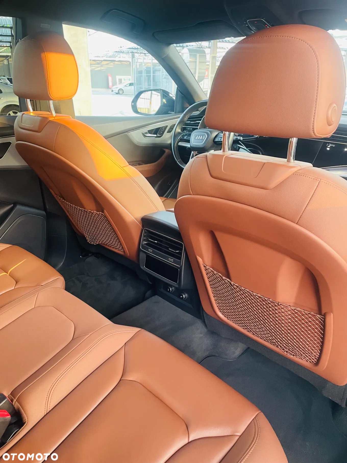 Audi Q8 - 10