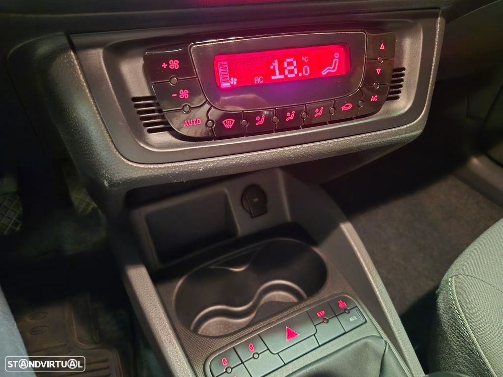 SEAT Ibiza 1.2 12V Style - 25