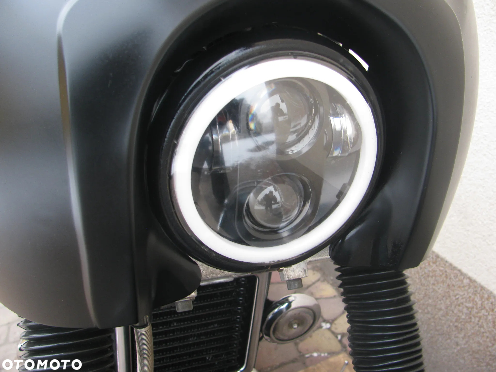 Suzuki Intruder - 8