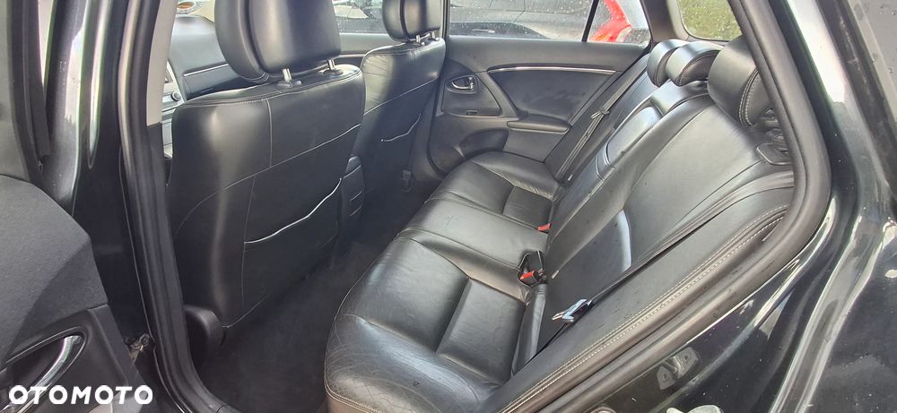 Toyota Avensis 2.0 D-4D Edition - 16