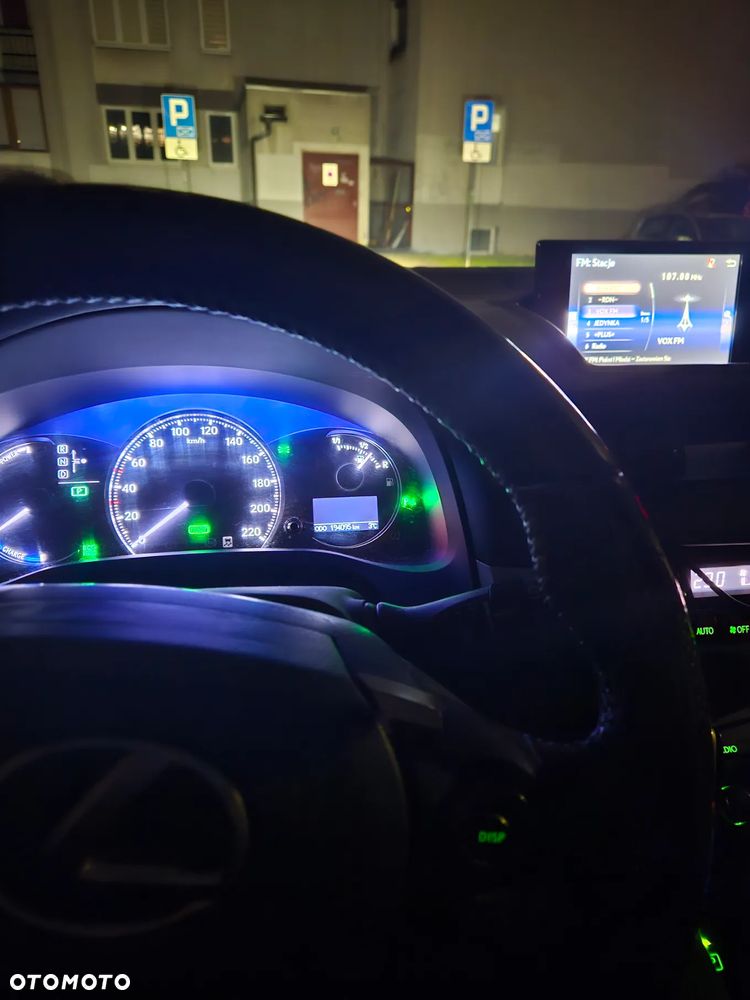 Lexus CT 200h F Sport - 11