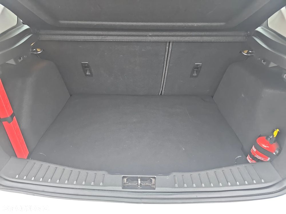 Ford Focus 1.5 TDCi Trend - 19