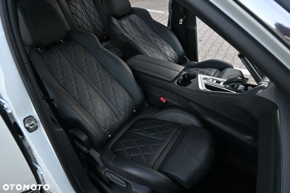 Peugeot 3008 BlueHDi 180 Stop & Start EAT6 GT - 25