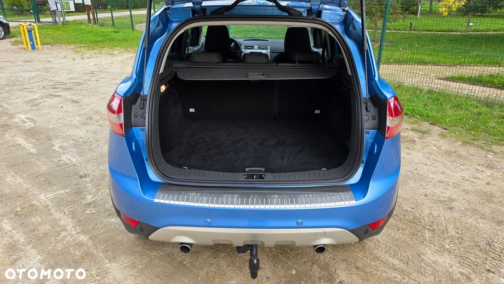 Ford Kuga - 24