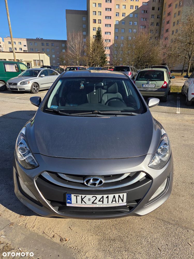 Hyundai i30 1.6 CRDi Comfort - 1