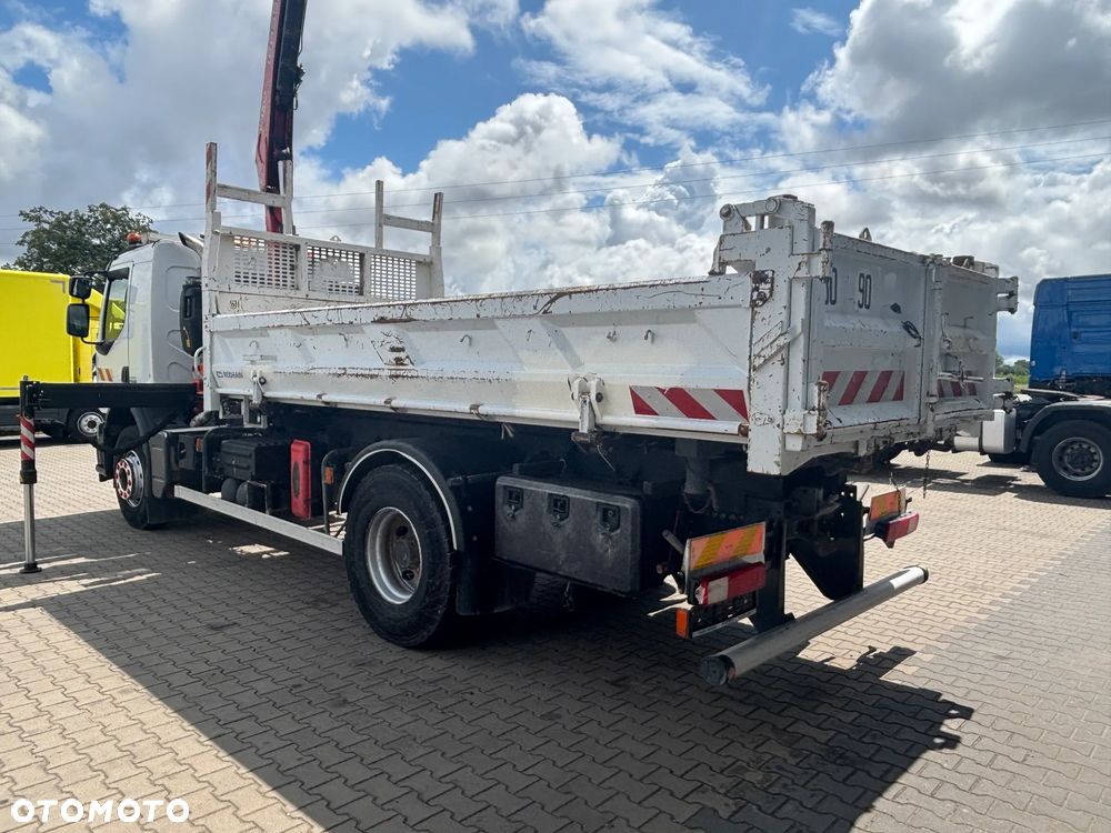 Renault PREMIUM LANDER 4x2 320 KM z HDS FASSI F130 z 5i6 funkcją z sterowaniem radiowym, wywrotka z hydroburtą na 2 siłowniki , resorowe zawieszenie , 3 osobowy, do wiertnicy , brukarstwo , budowa dróg itd - 16
