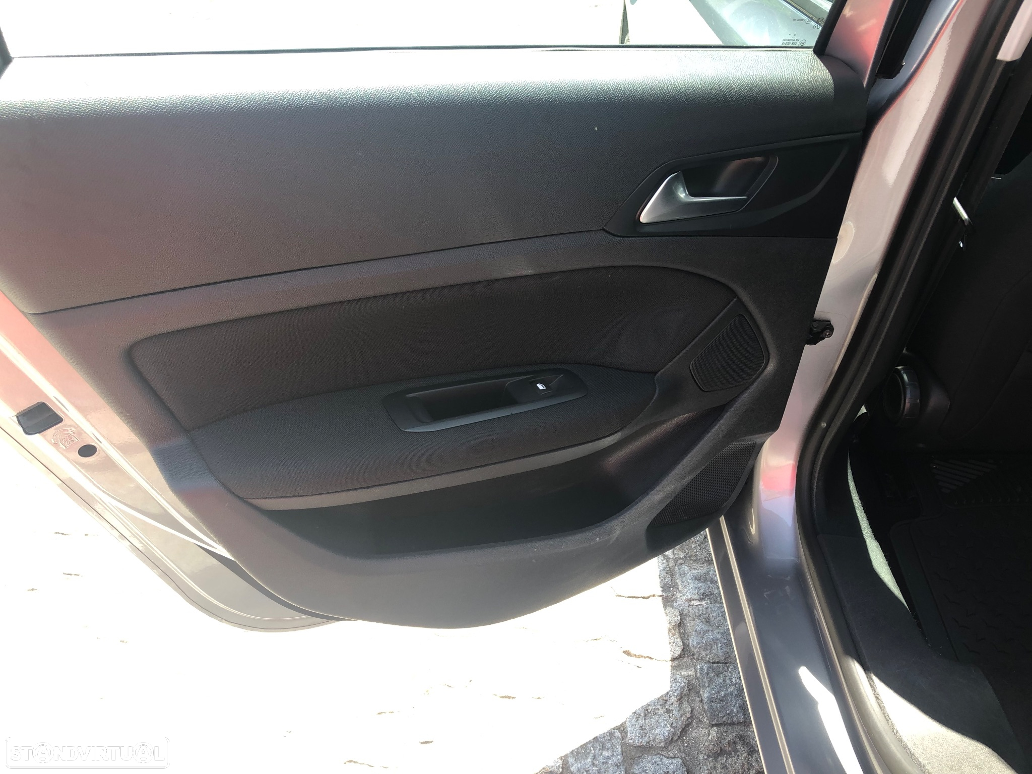 Peugeot 308 SW 1.6 e-HDi Access - 11