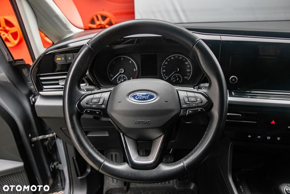 Ford Tourneo Connect Grand - 21