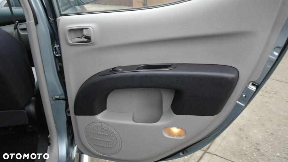 Mitsubishi L200 2.5 DID Invite AC - 28