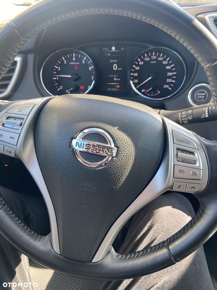 Nissan Qashqai 1.6 DIG-T N-Connecta - 9