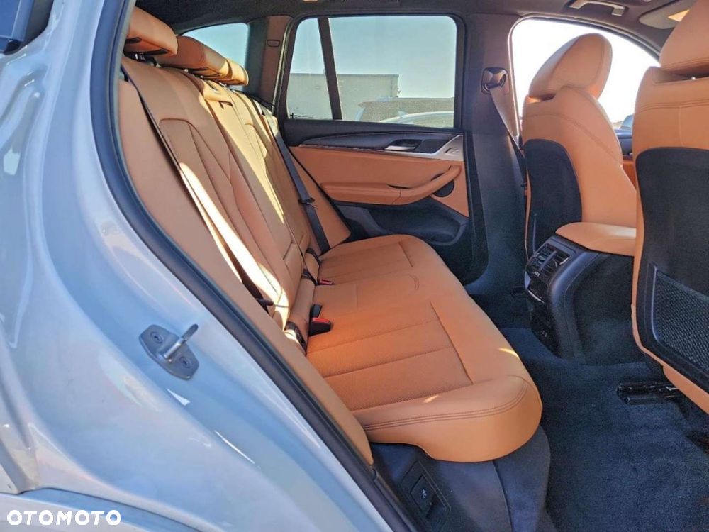 BMW X3 - 12