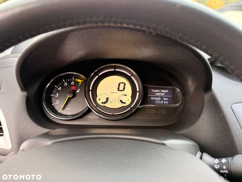 Renault Megane 1.6 16V Dynamique - 32