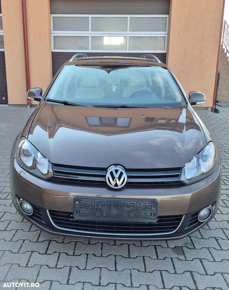 Volkswagen Golf 2.0 TDI DPF DSG Exclusive - 4