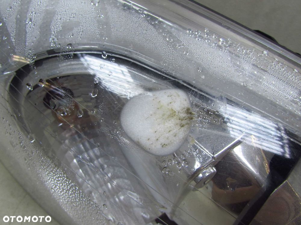 VOLVO C70 II LIFT 10-13 LAMPA REFLEKTOR PRZOD PRAWA XENON 31299757 130732926901 - 3