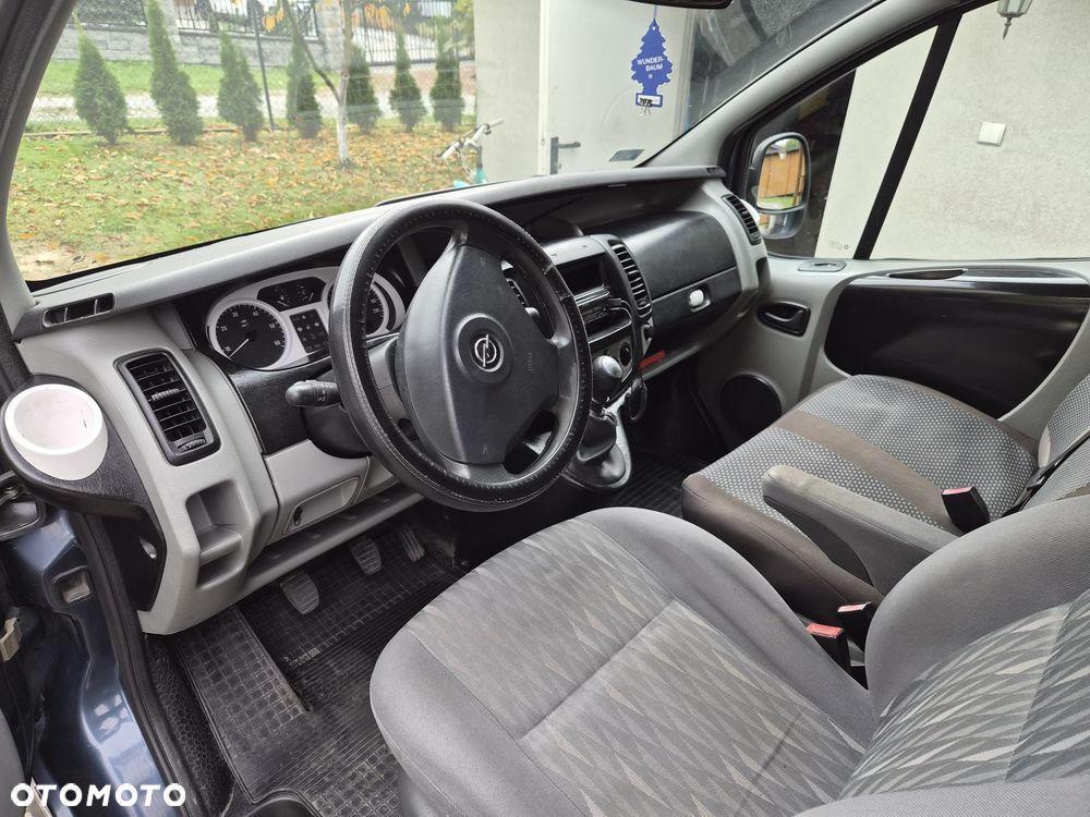 Opel Vivaro - 4
