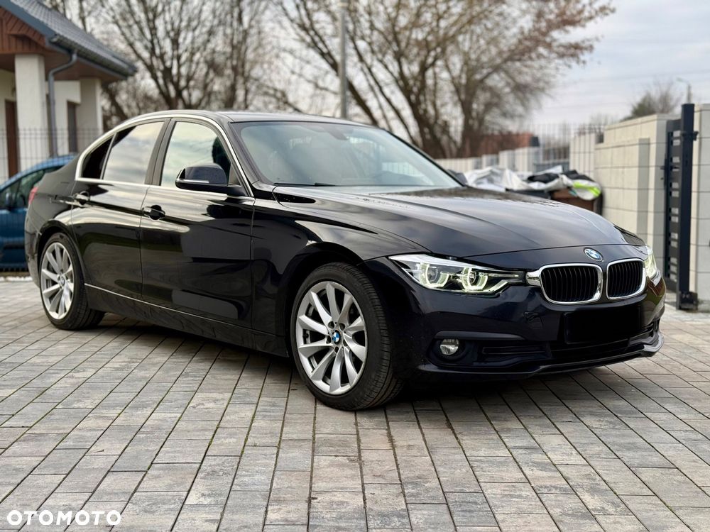 BMW Seria 3 320d - 4