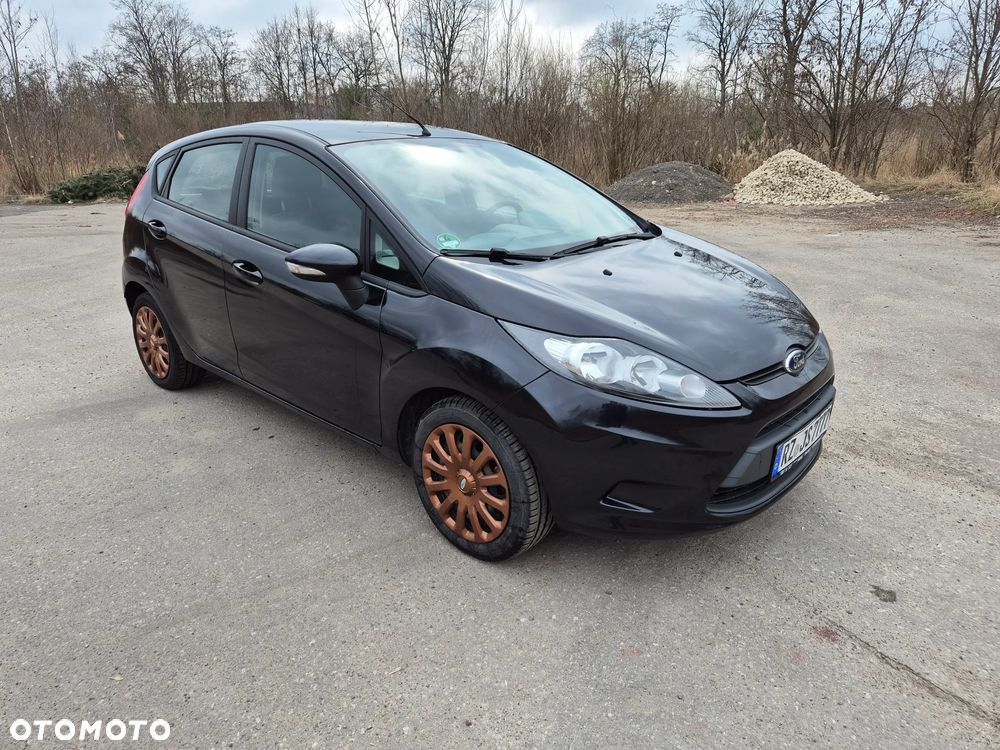 Ford Fiesta 1.25 Celebration - 1