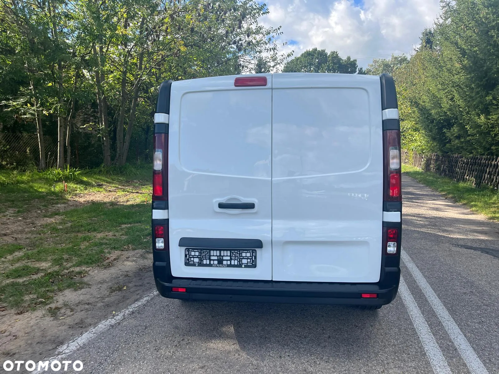 Renault Trafic - 9
