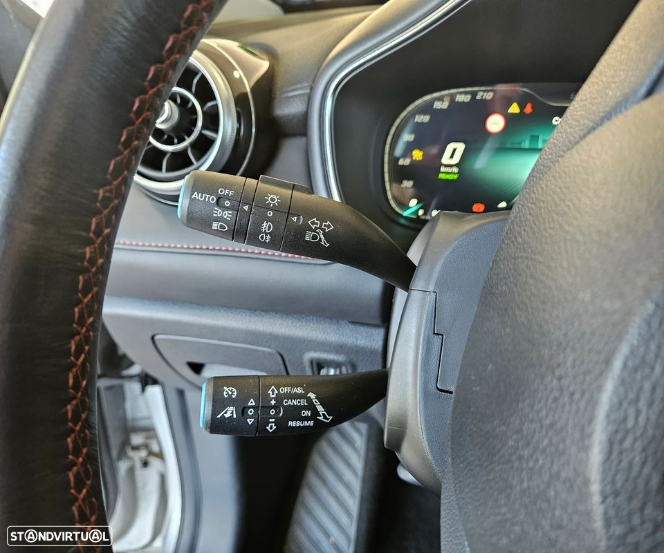 MG EHS 1.5 T-GDI Plug-in Hybrid Luxury - 21