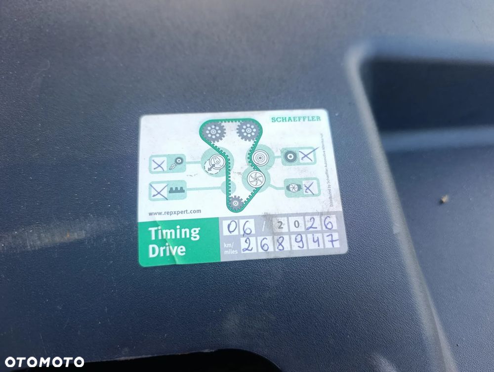 Ford S-Max - 31