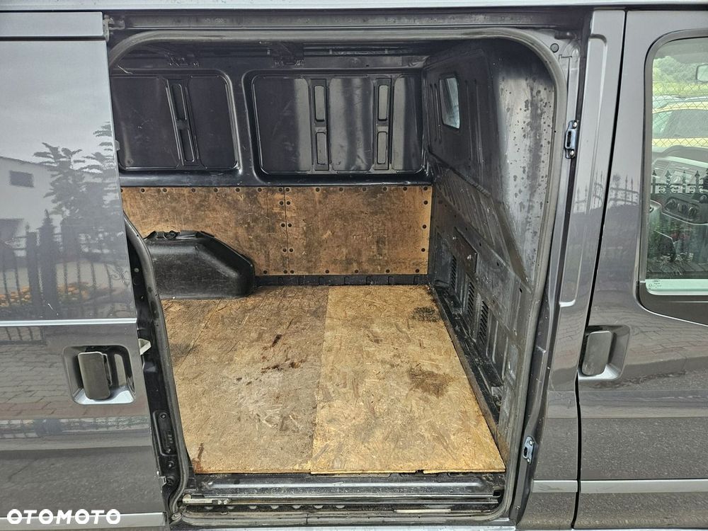 Ford Transit - 9