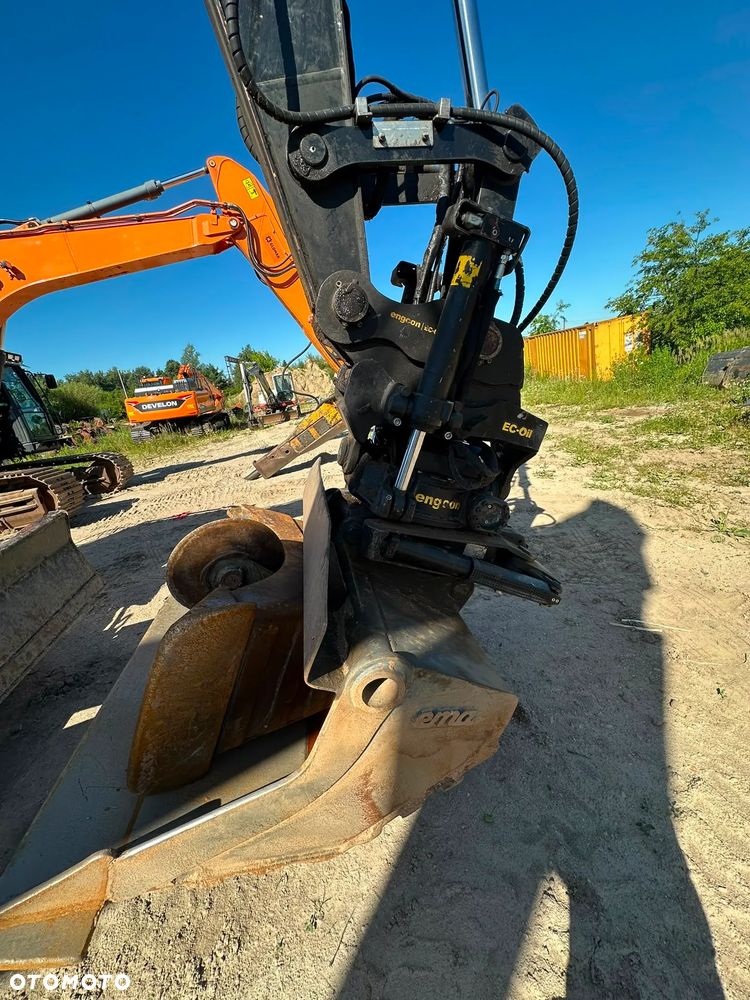 Doosan DX170W-5 - 4