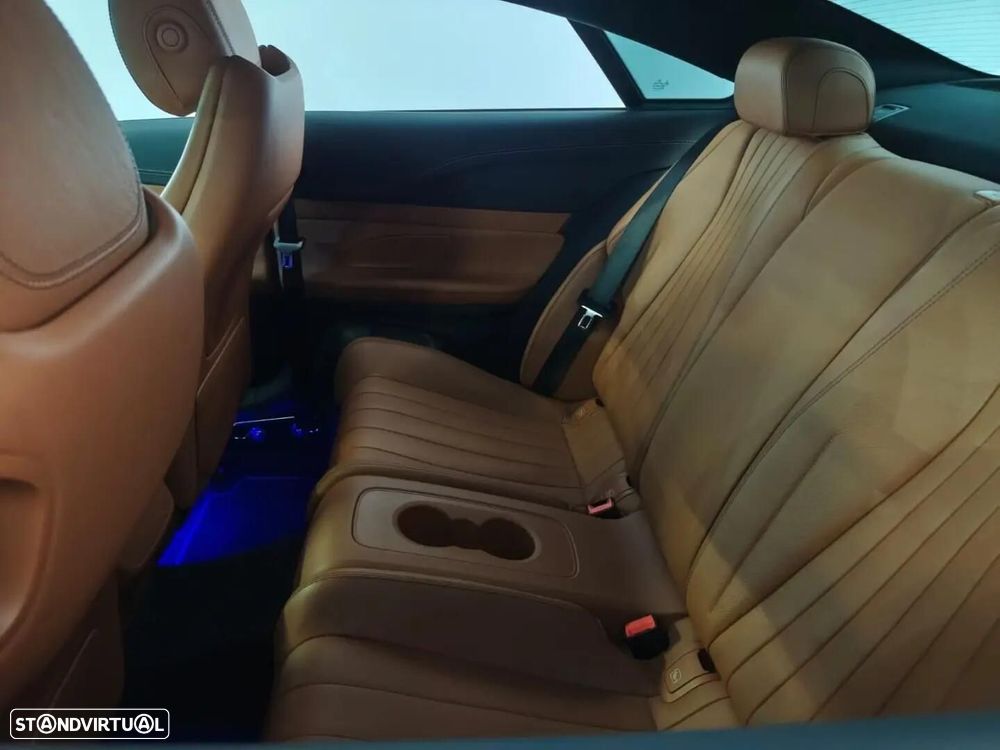 Mercedes-Benz E 220 — fotografia 10
