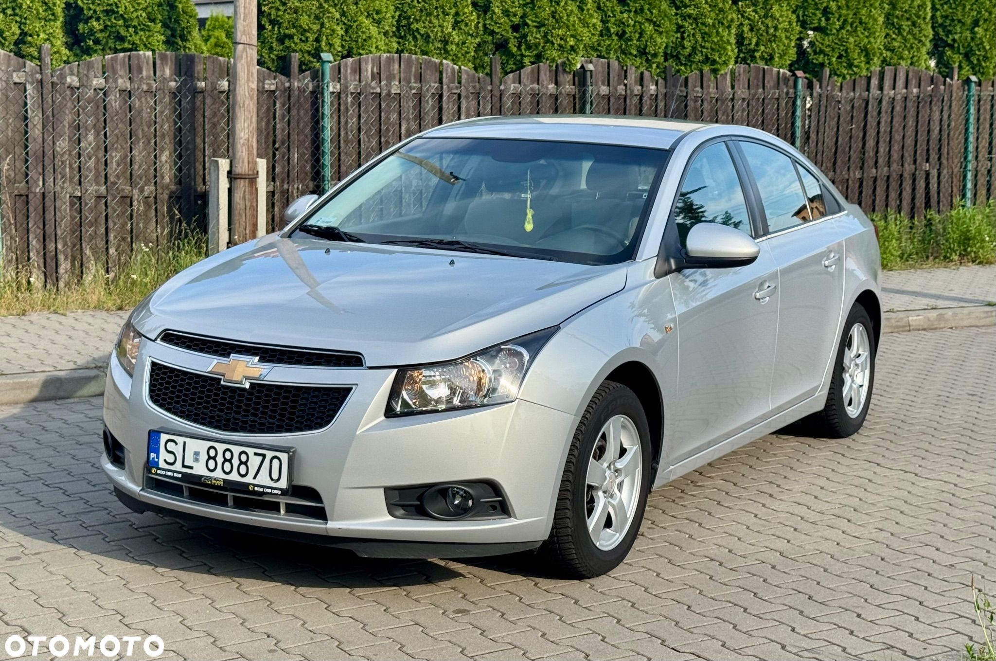 Chevrolet Cruze 1.6 Base - 1