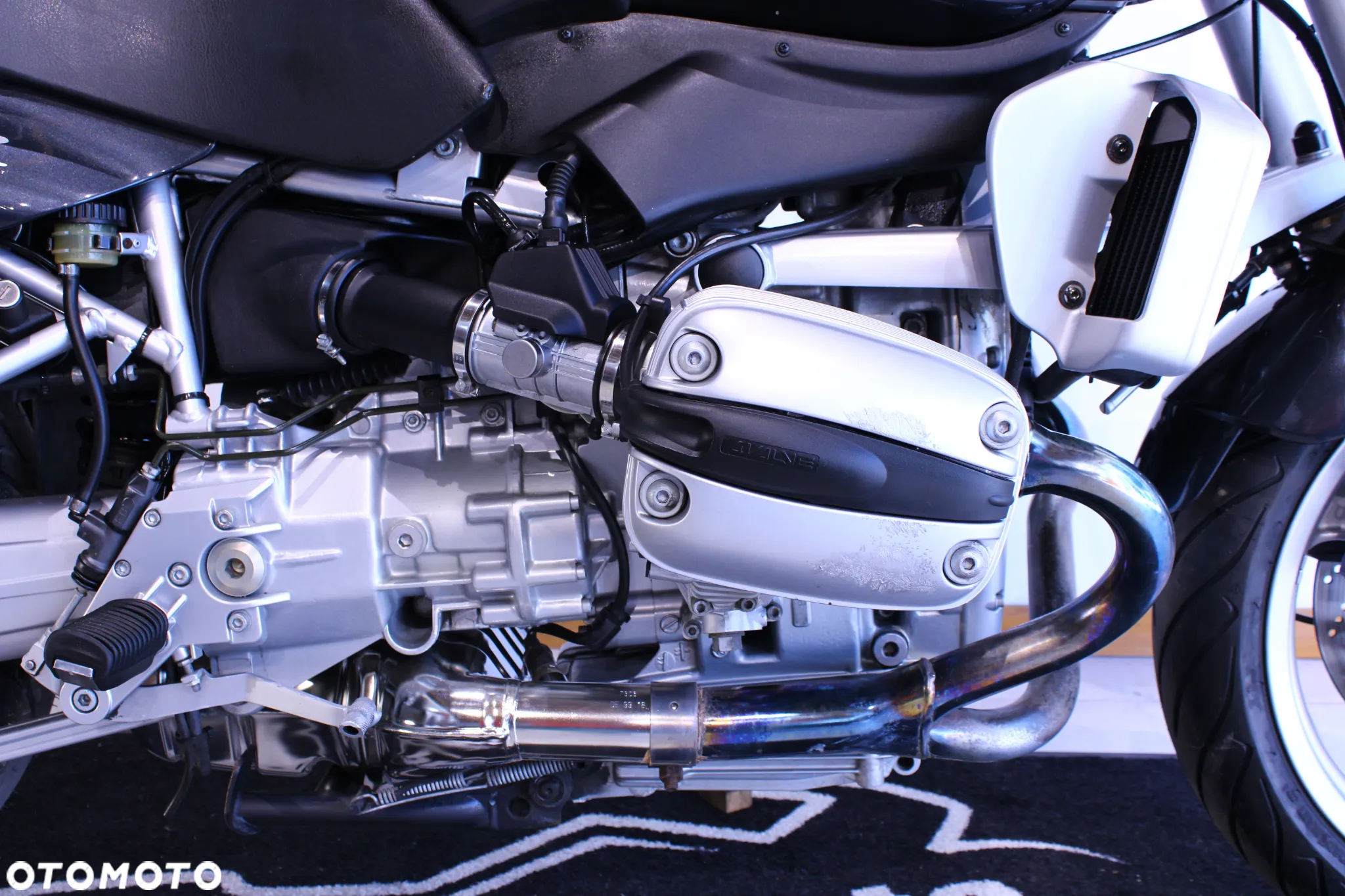 BMW R - 18
