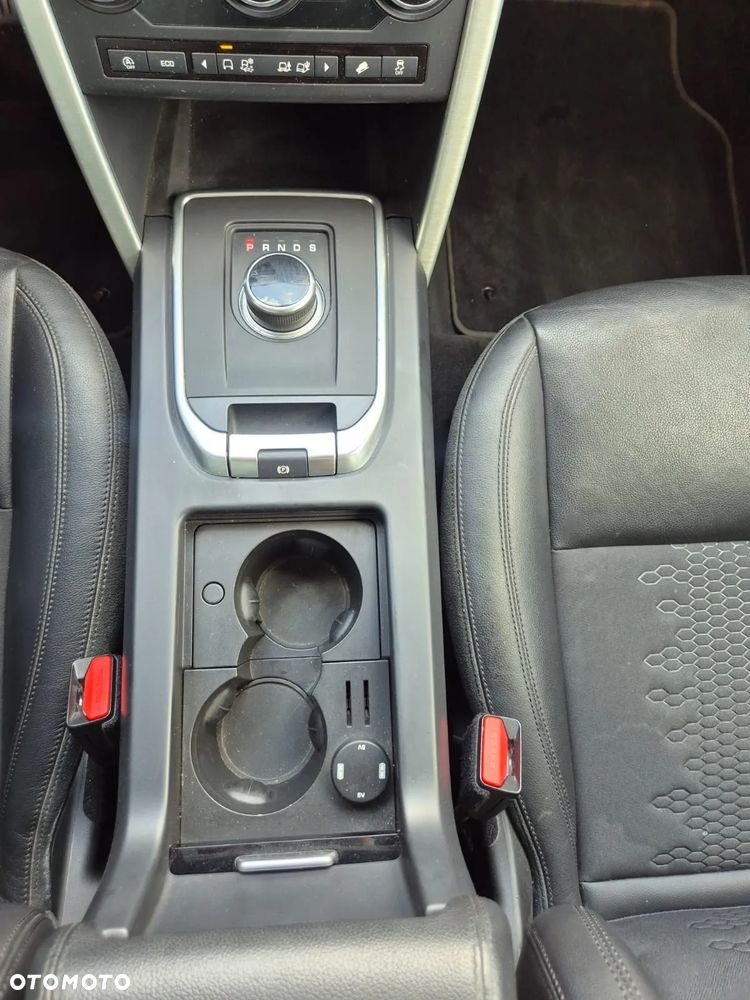 Land Rover Discovery Sport TD4 Pure - 22