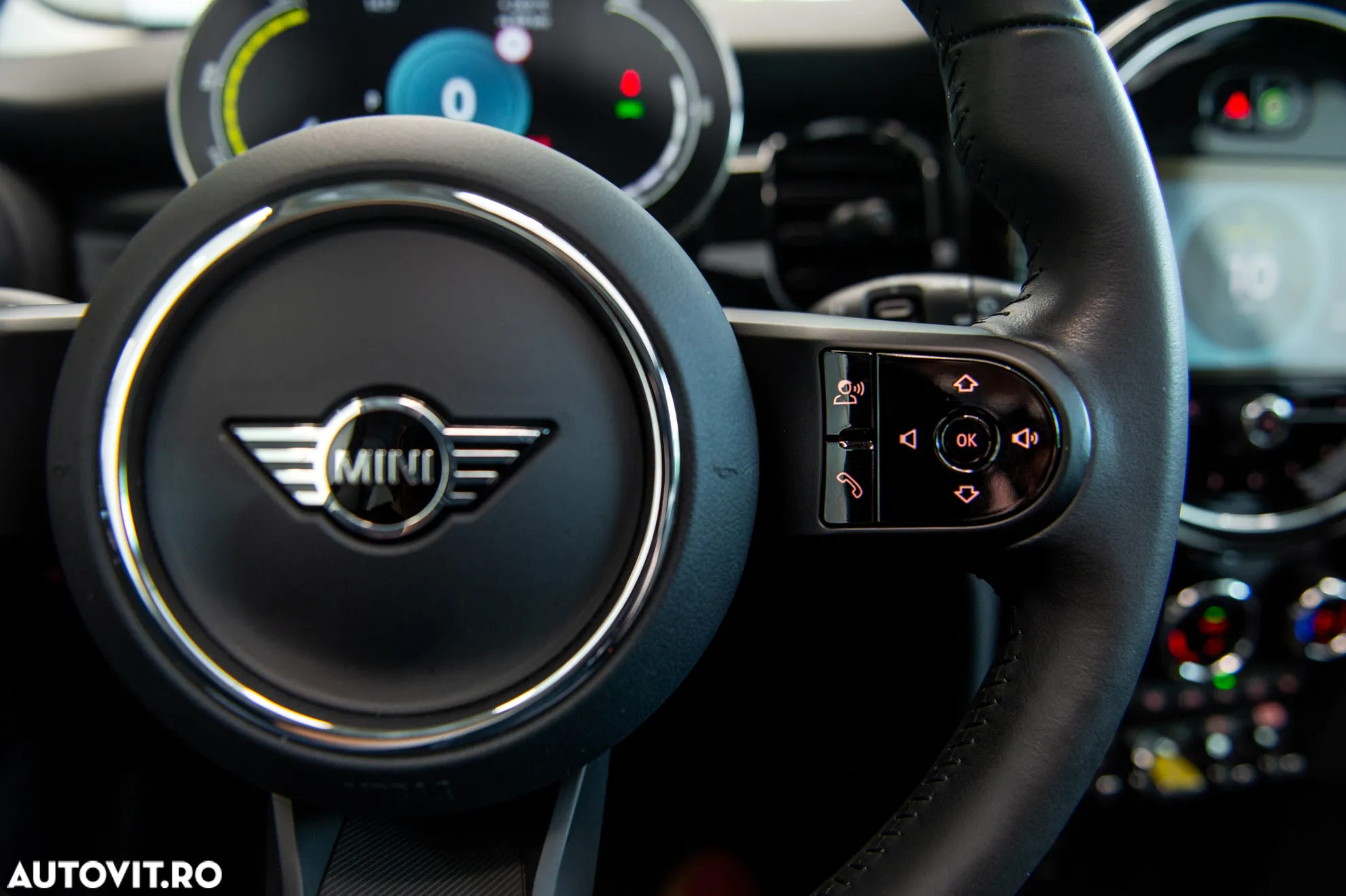 Mini Cooper SE Standard - 19