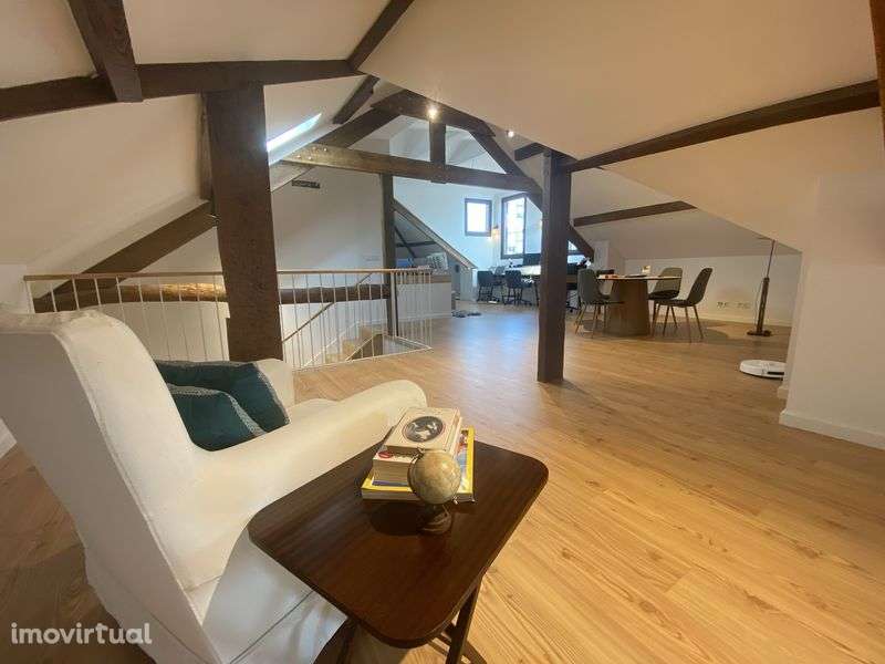 Moradia Luxo 665m² | T6 + Guest House | Piscina | Rendimento 1.400€ - Grande imagem: 4/12