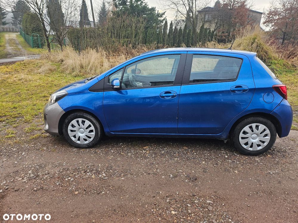 Toyota Yaris 1.33 VVT-i Style - 2