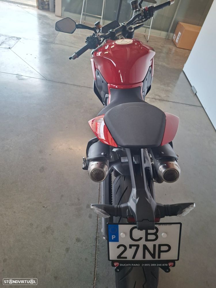 Ducati Streetfighter V2 - 5