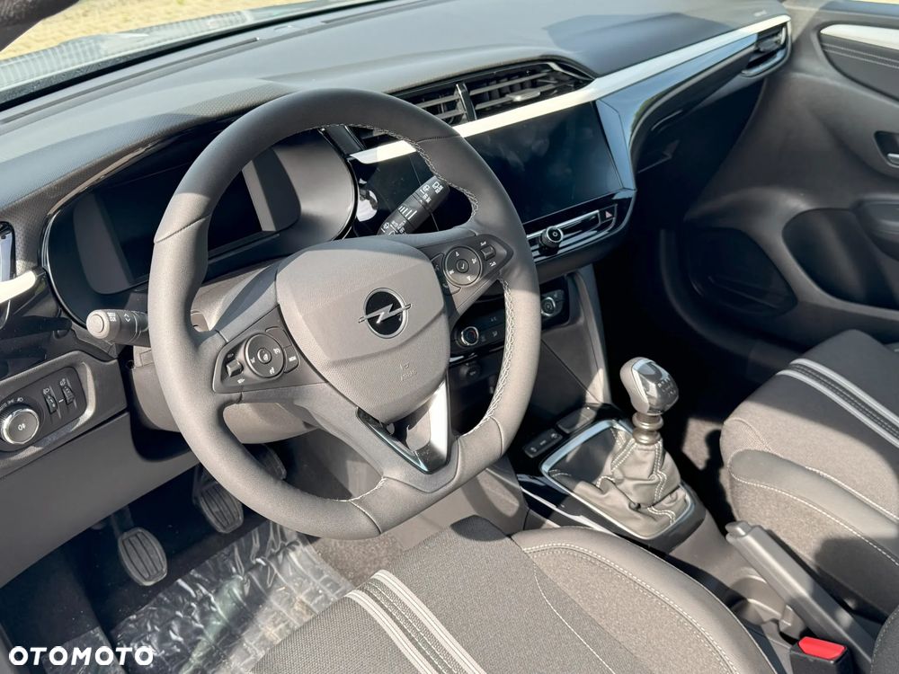 Opel Corsa 1.2 GS S&S - 12