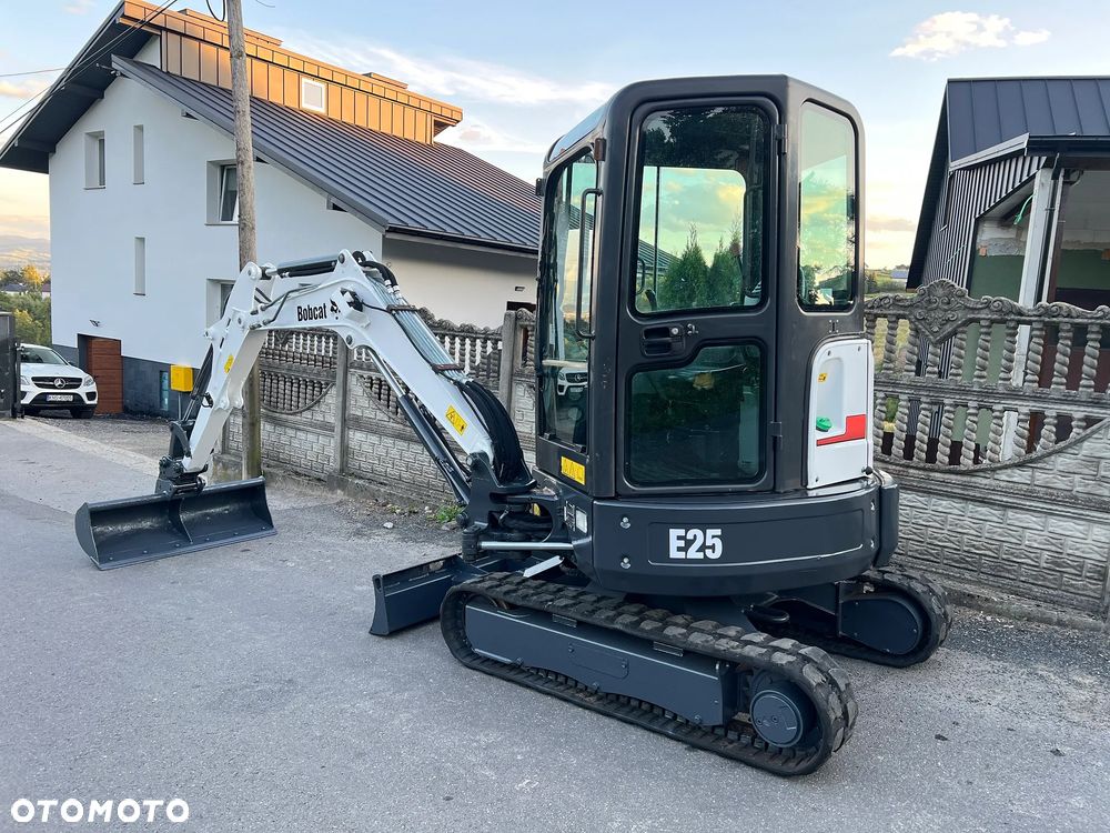 Bobcat E25 * Mini Koparka * BOBCAT * Zerowy Obrys * 3 Tony * Stan IDEALNY * - 12